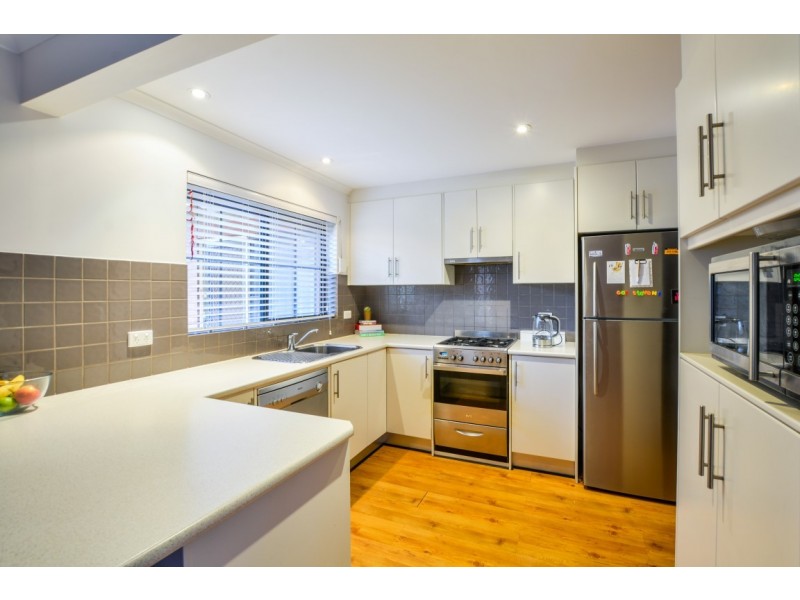 2-1 Barry Road, Oaklands Park SA 5046