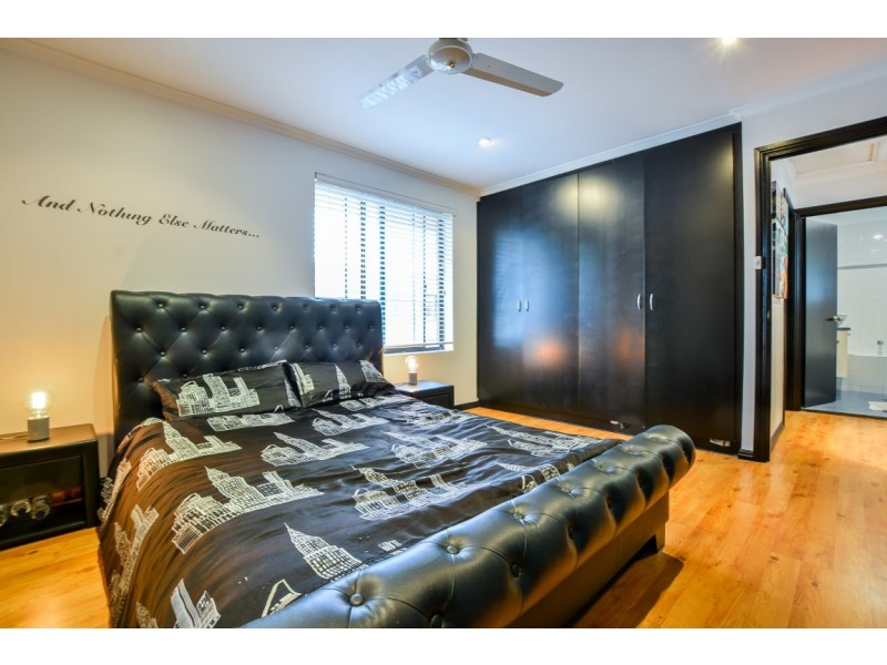 2-1 Barry Road, Oaklands Park SA 5046