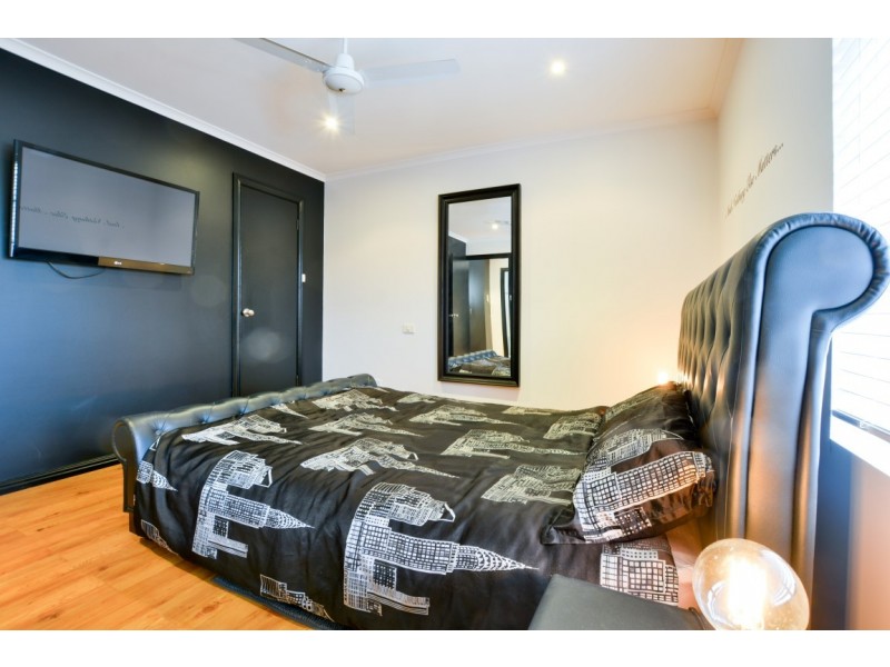 2-1 Barry Road, Oaklands Park SA 5046