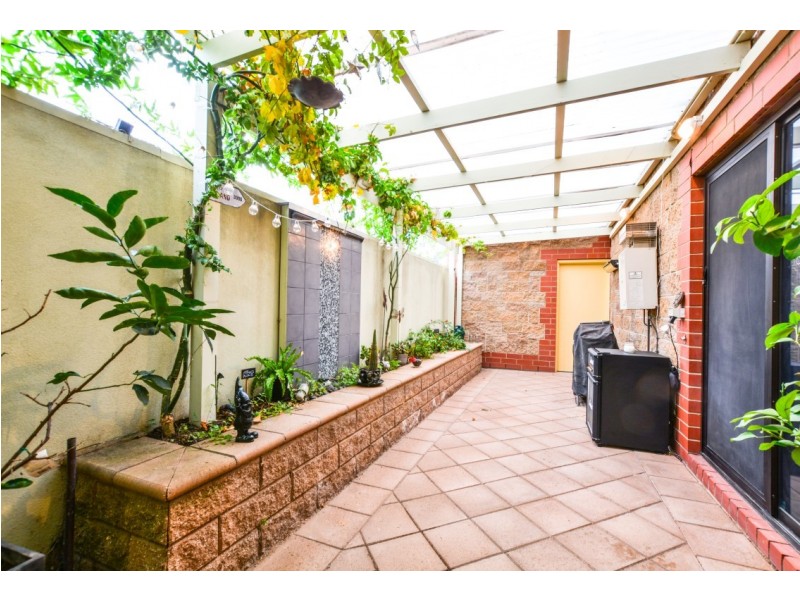 2-1 Barry Road, Oaklands Park SA 5046
