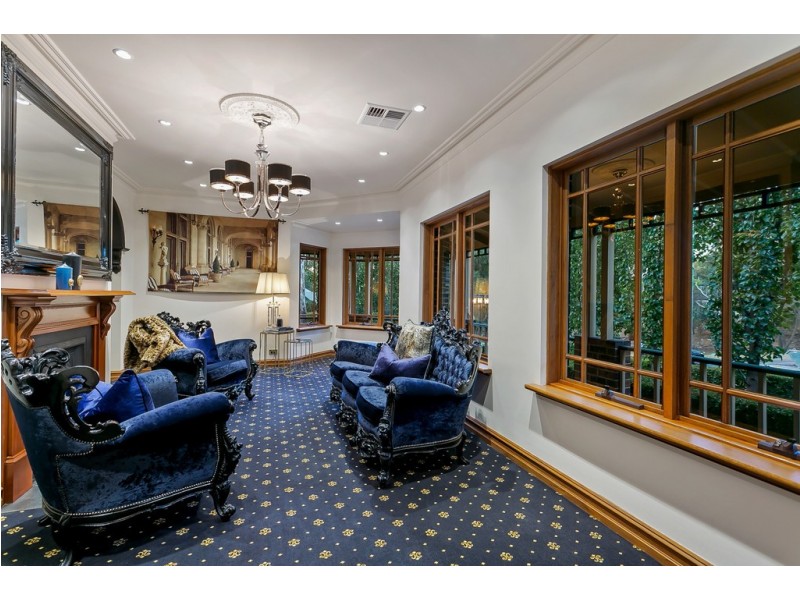 5 Craigburn Drive, Flagstaff Hill SA 5159