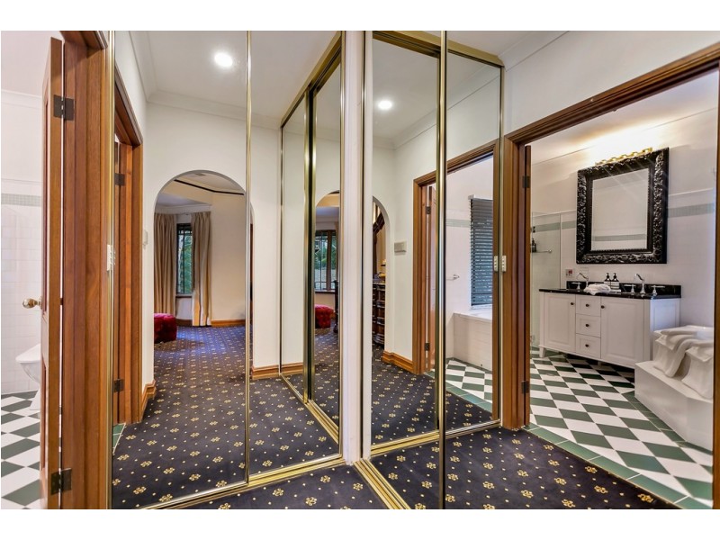 5 Craigburn Drive, Flagstaff Hill SA 5159