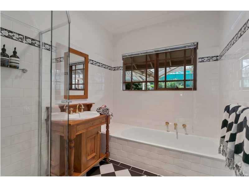 5 Craigburn Drive, Flagstaff Hill SA 5159