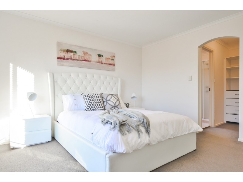33 Homestead Drive, Aberfoyle Park SA 5159