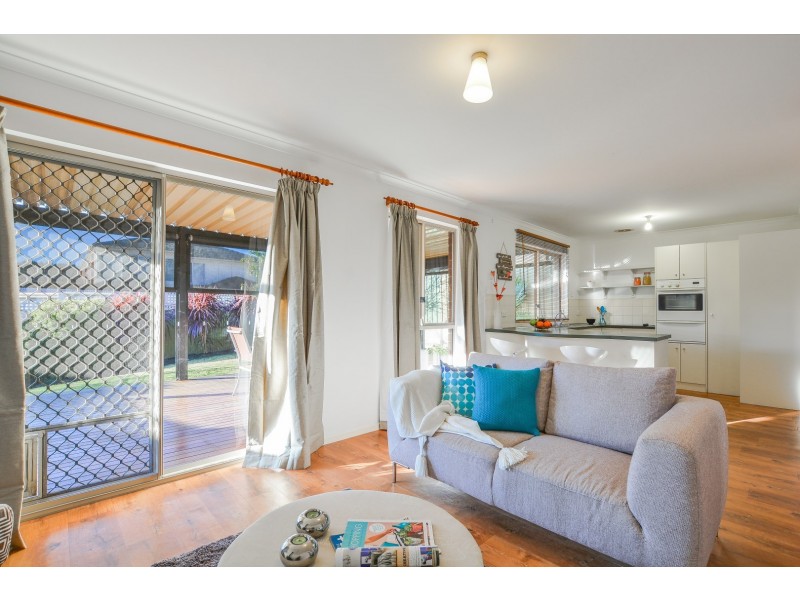 33 Homestead Drive, Aberfoyle Park SA 5159