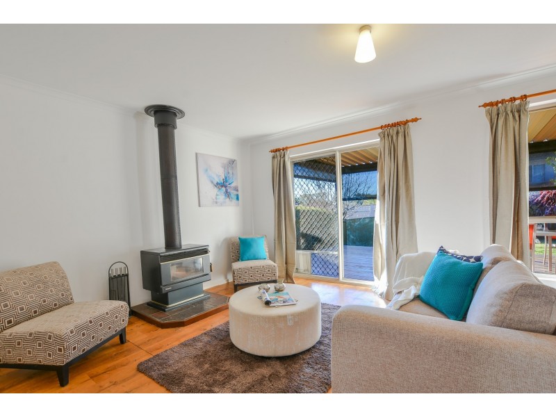33 Homestead Drive, Aberfoyle Park SA 5159