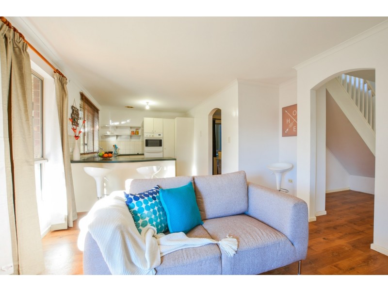 33 Homestead Drive, Aberfoyle Park SA 5159