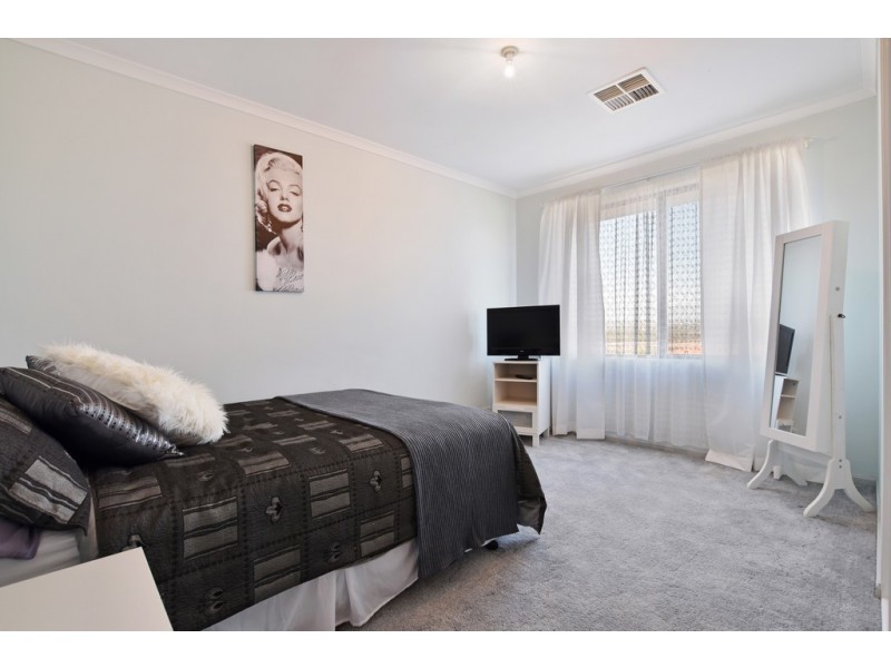 9 Mansfield Street, Noarlunga Downs SA 5168