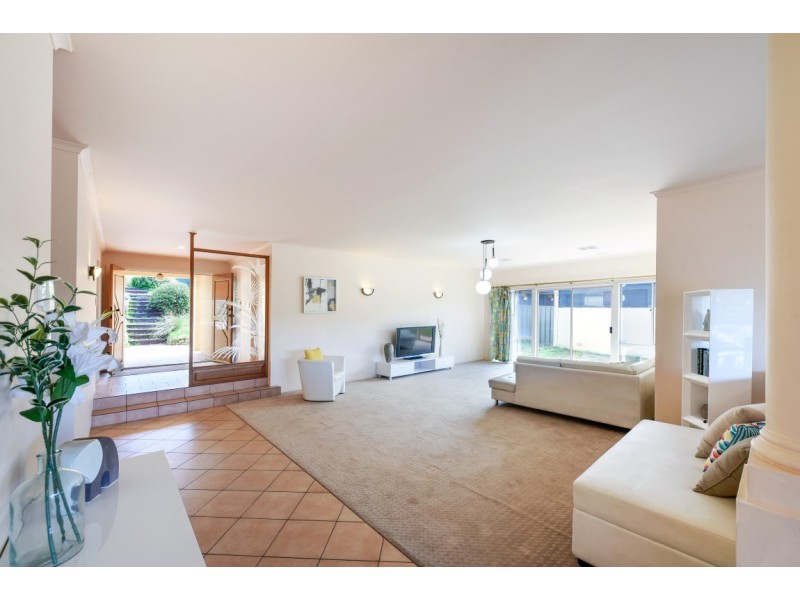 43 Sandalwood Crescent, Flagstaff Hill SA 5159