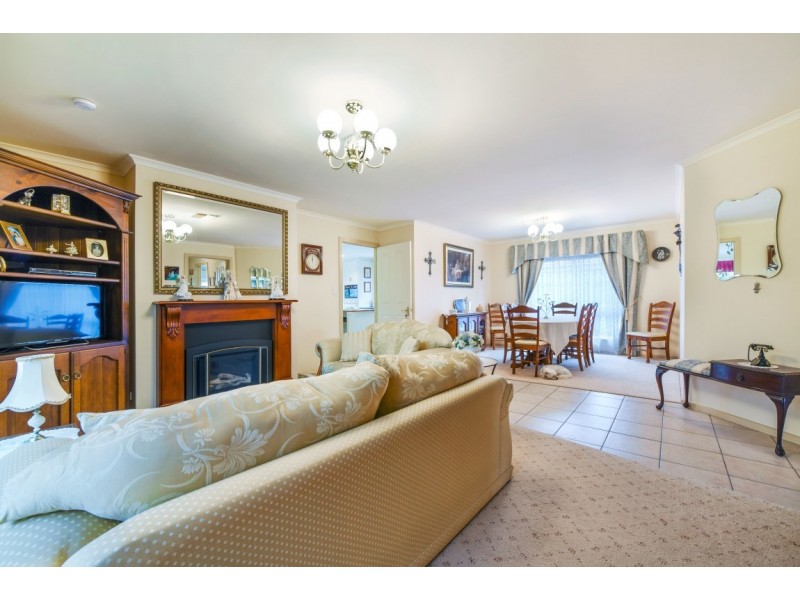 12 Yaldara Close, Woodcroft SA 5162