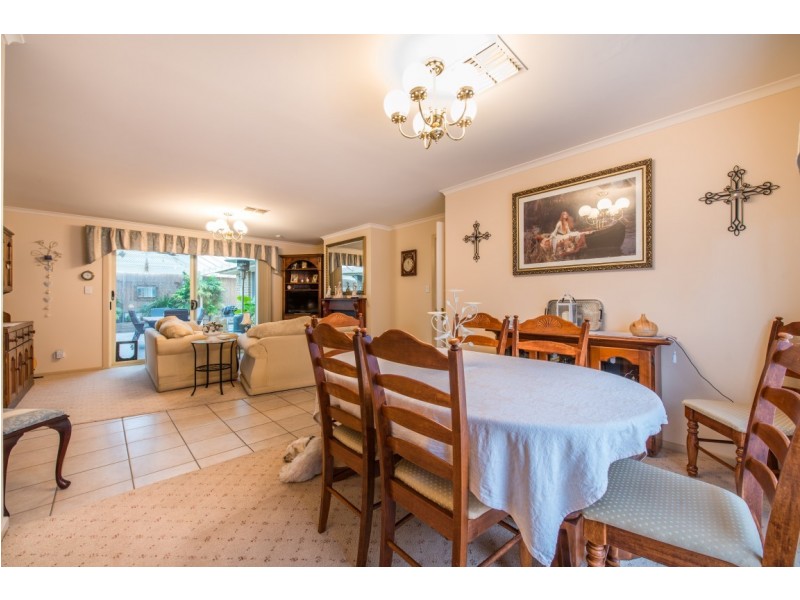 12 Yaldara Close, Woodcroft SA 5162