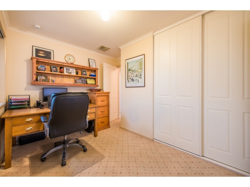 12 Yaldara Close, Woodcroft SA 5162