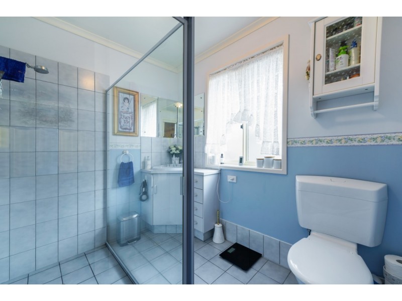 12 Yaldara Close, Woodcroft SA 5162