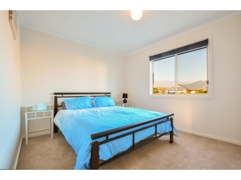 2 Resolute Avenue, Normanville SA 5204