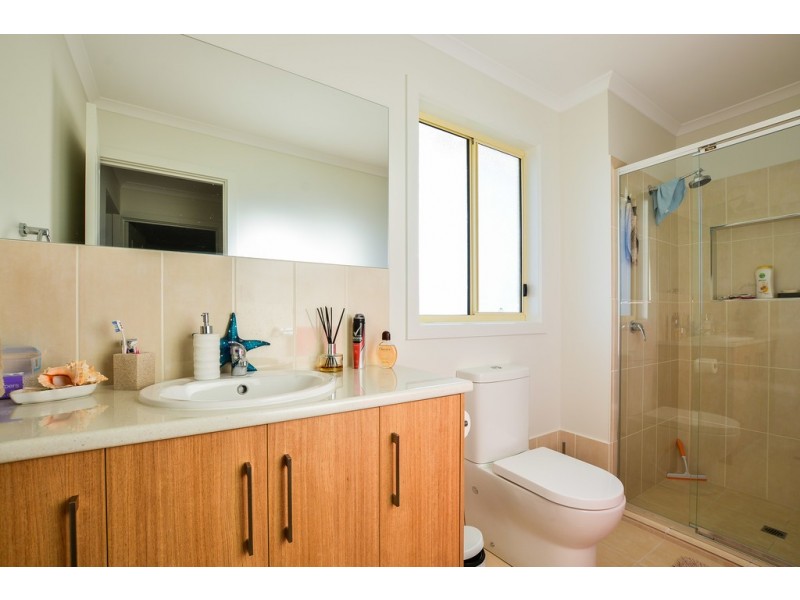2 Resolute Avenue, Normanville SA 5204