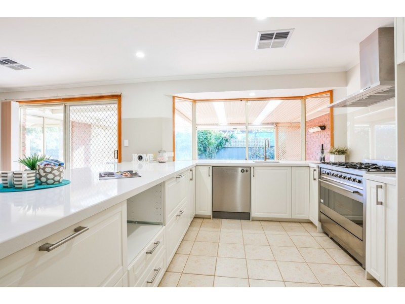 45 Nedland Crescent, Port Noarlunga South SA 5167