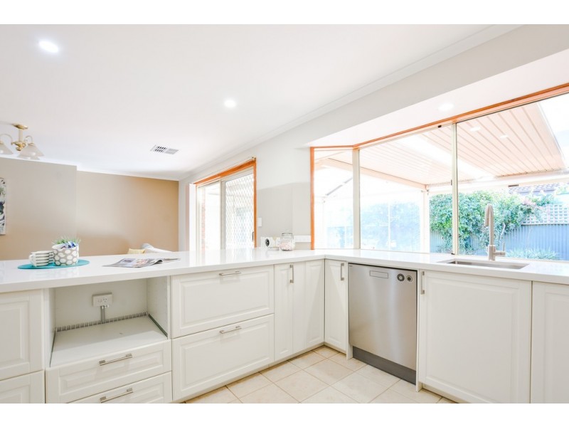 45 Nedland Crescent, Port Noarlunga South SA 5167