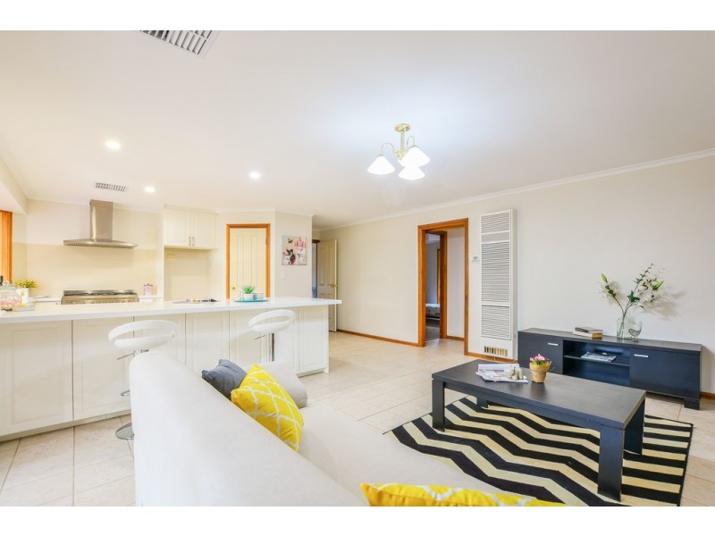 45 Nedland Crescent, Port Noarlunga South SA 5167