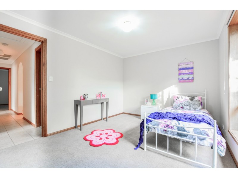 45 Nedland Crescent, Port Noarlunga South SA 5167