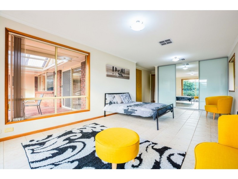 45 Nedland Crescent, Port Noarlunga South SA 5167