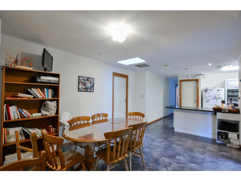 48 Serenade Crescent, Aberfoyle Park SA 5159
