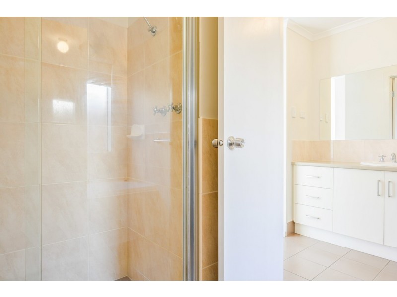 2 Silver Lane, Seaford Meadows SA 5169