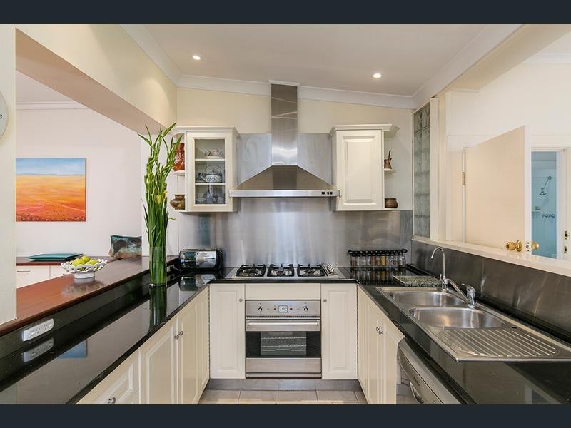 33 Avenue Road, Highgate SA 5063