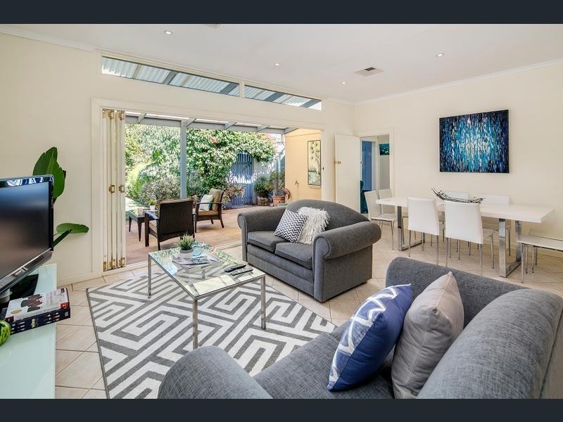 33 Avenue Road, Highgate SA 5063