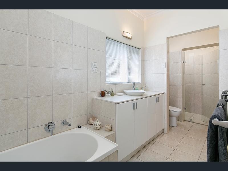 33 Avenue Road, Highgate SA 5063