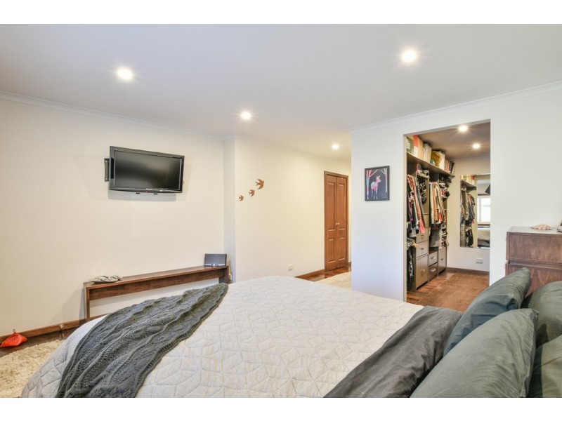 16 Klar Avenue, Darlington SA 5047