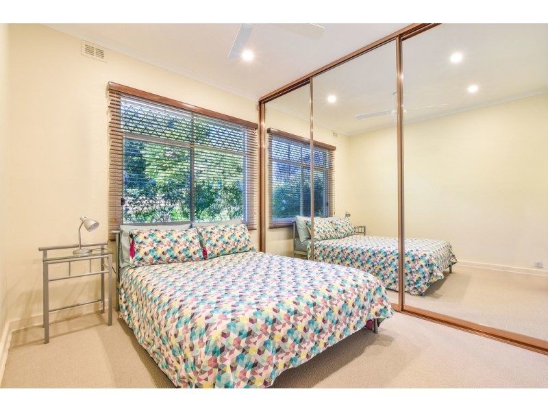 16 Klar Avenue, Darlington SA 5047