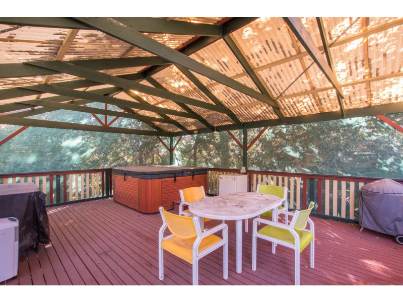 16 Klar Avenue, Darlington SA 5047