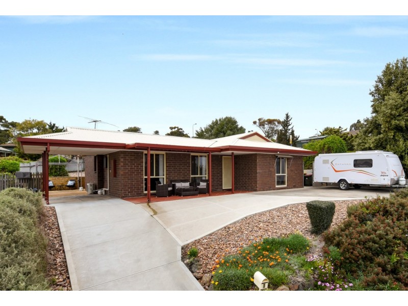 1 Warawee Place, Hallett Cove SA 5158