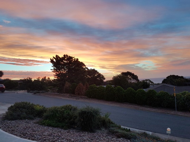 1 Warawee Place, Hallett Cove SA 5158