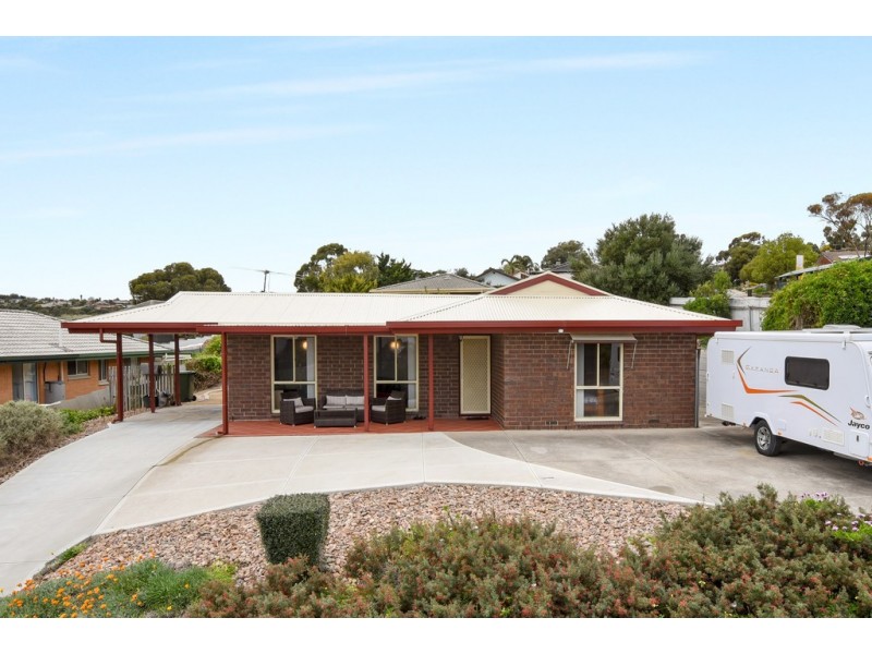 1 Warawee Place, Hallett Cove SA 5158