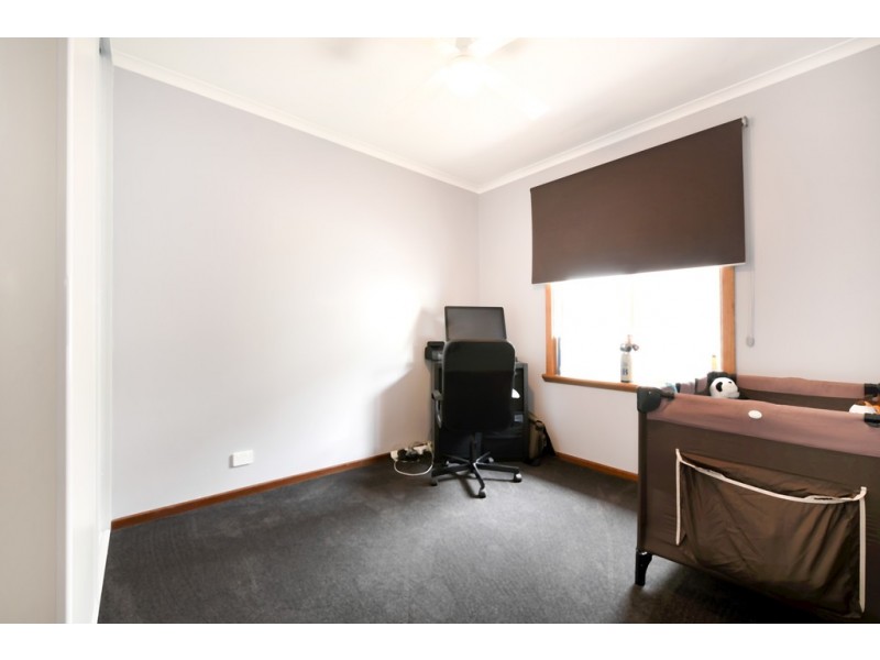 1 Warawee Place, Hallett Cove SA 5158