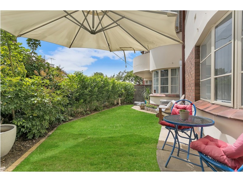 1/88 Moseley Street, Glenelg South SA 5045