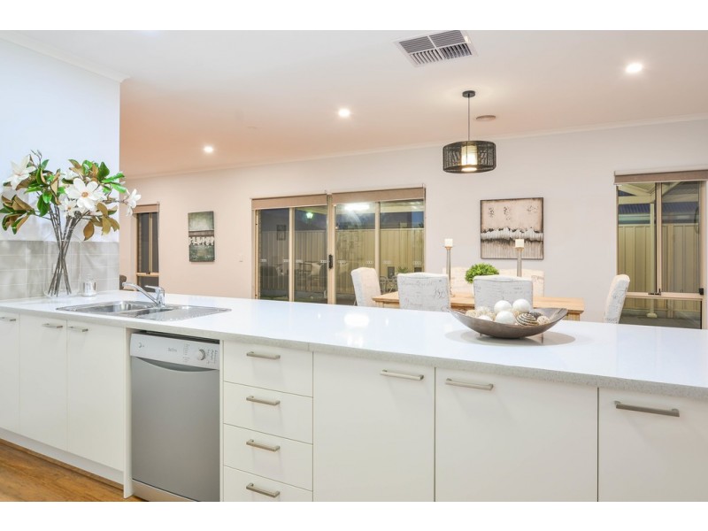 11 Shell Street, Seaford Meadows SA 5169