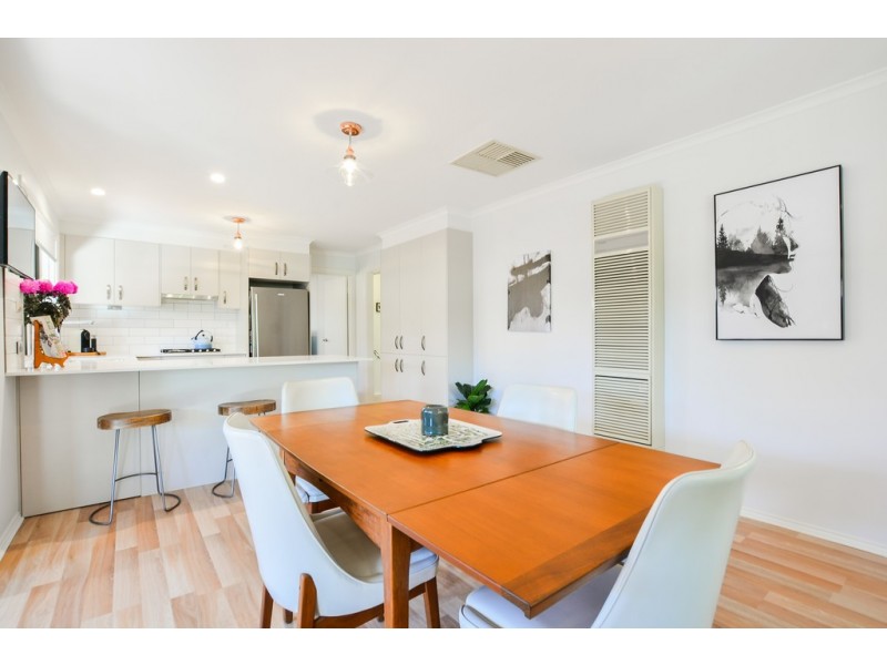 19 Frontignac Court, Wynn Vale SA 5127