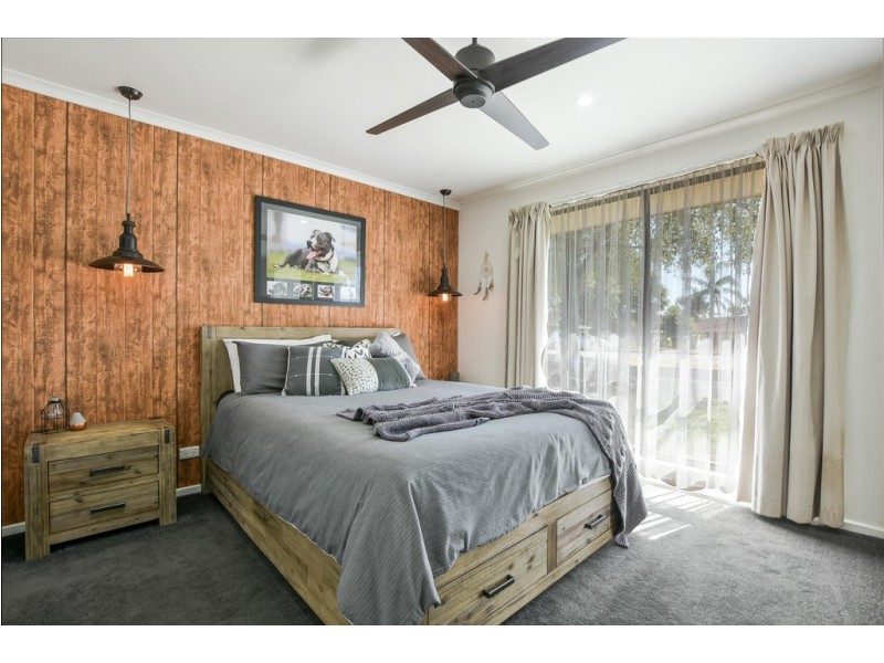 20 Moncur Street, Woodcroft SA 5162