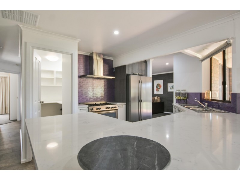 20 Moncur Street, Woodcroft SA 5162