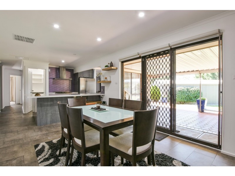 20 Moncur Street, Woodcroft SA 5162