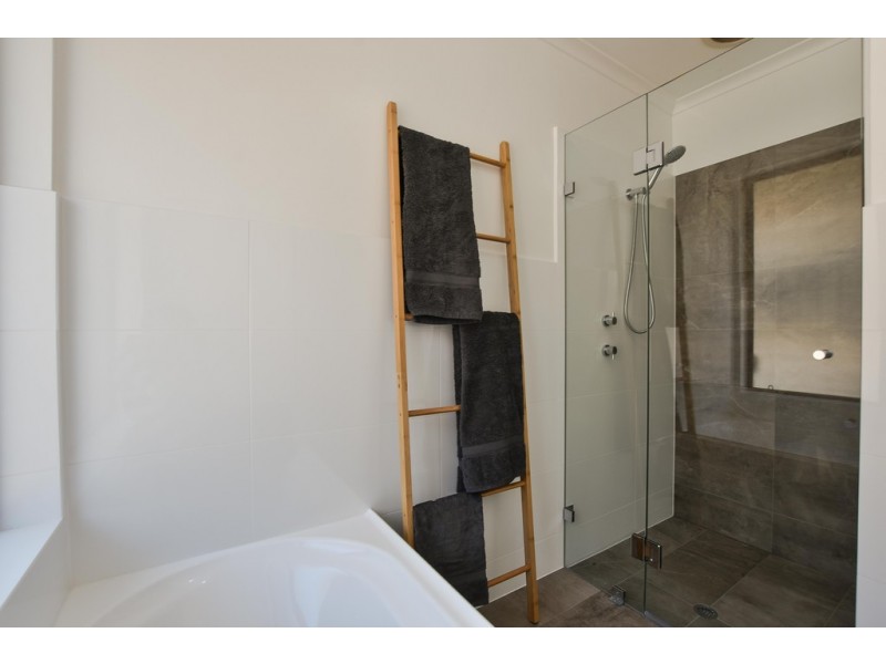 20 Moncur Street, Woodcroft SA 5162