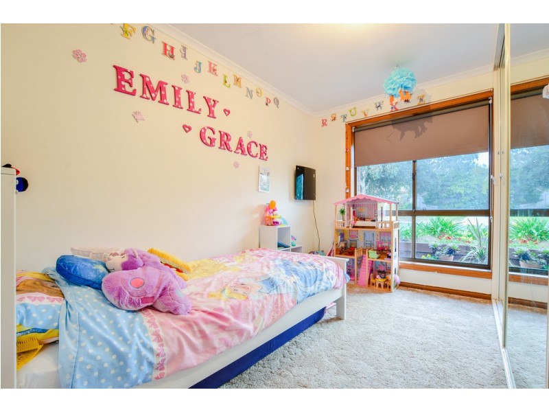 22 Rothschild Street, Woodcroft SA 5162