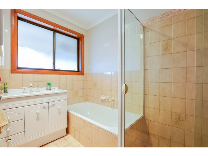 22 Rothschild Street, Woodcroft SA 5162