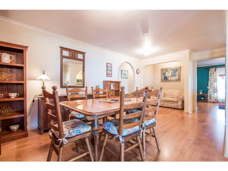 7 Inali Court, Hallett Cove SA 5158