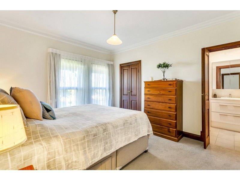 26 Jutland Parade, Woodcroft SA 5162