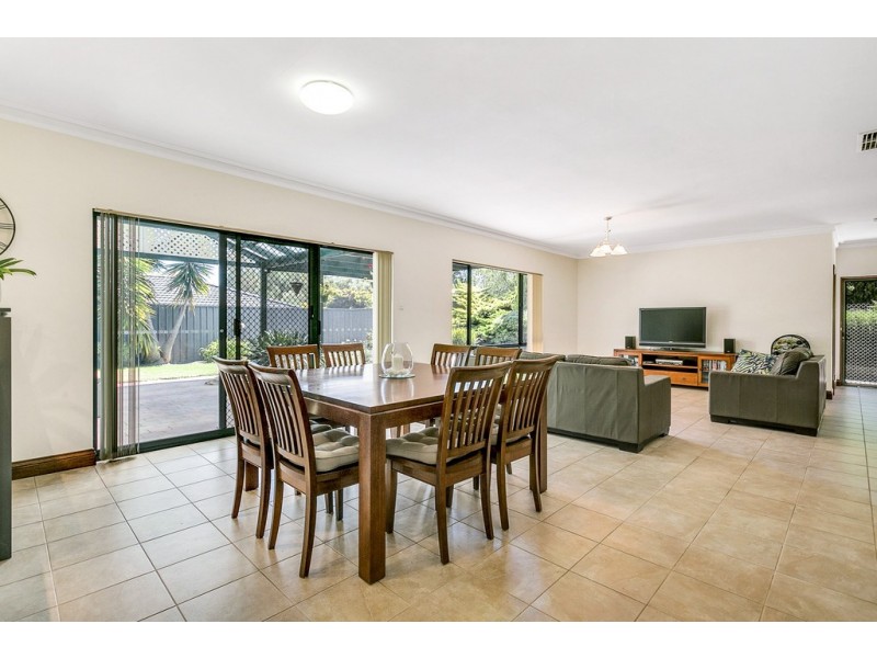 26 Jutland Parade, Woodcroft SA 5162