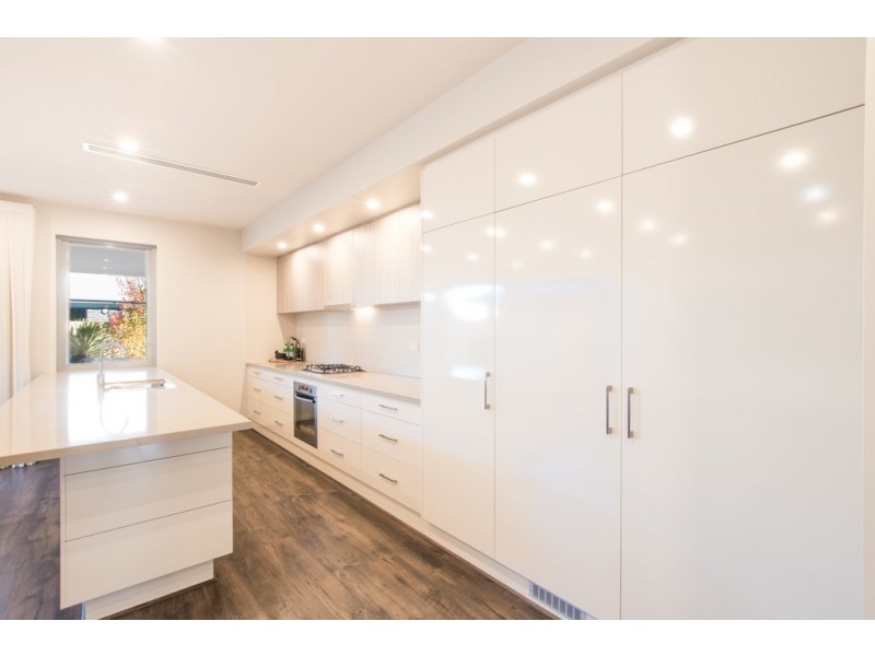 6 Cordage Court, Seaford Meadows SA 5169