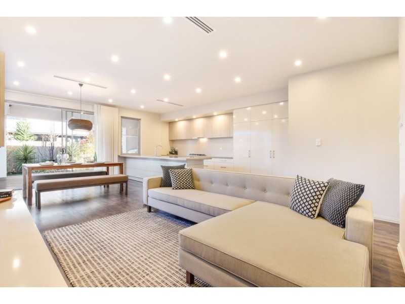 6 Cordage Court, Seaford Meadows SA 5169